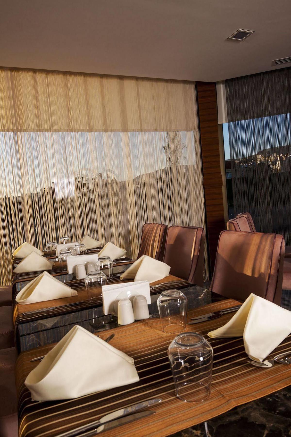 Elara Hotel Izmir
