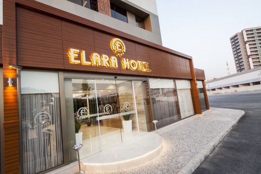 Hotel Elara